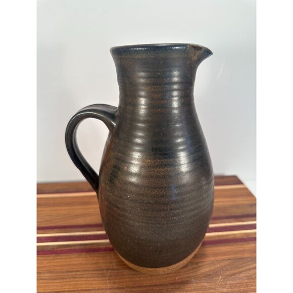 MCM VTG Studio Art Pottery Pitcher, hand thrown stoneware with dark brown and a - Picture 4 of 9